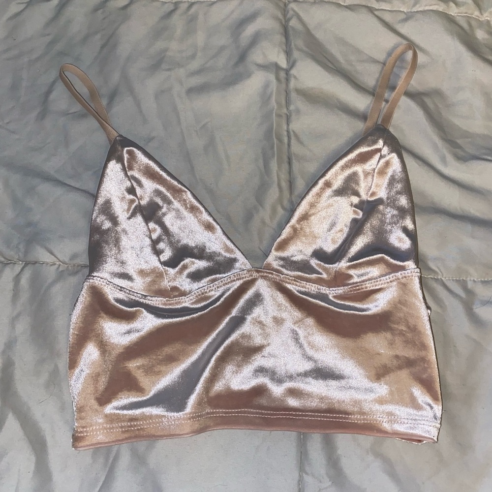 GARAGE VELVET BABY PINK CROP TANK